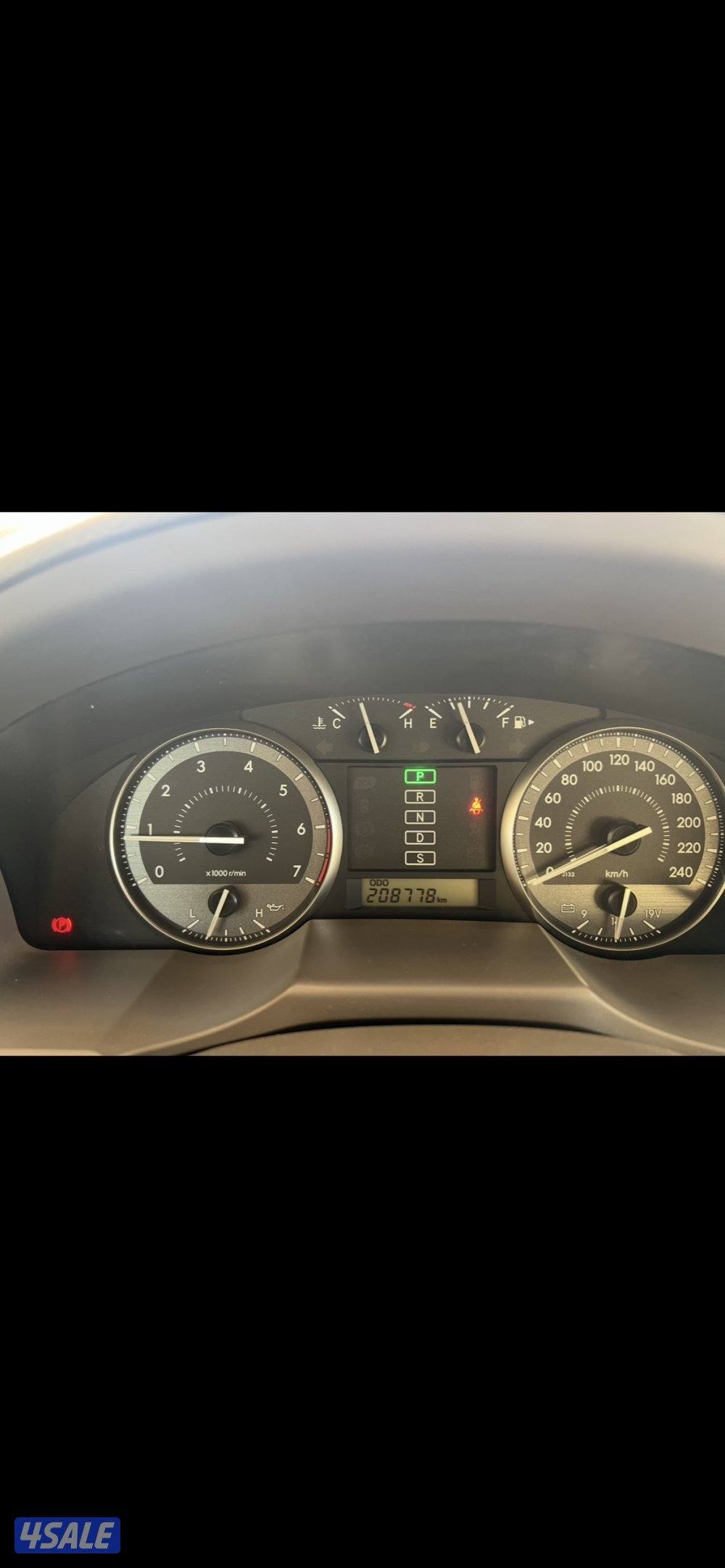 للبيع لاند كروزر موديل 2017 وارد الساير gxr سلندر810