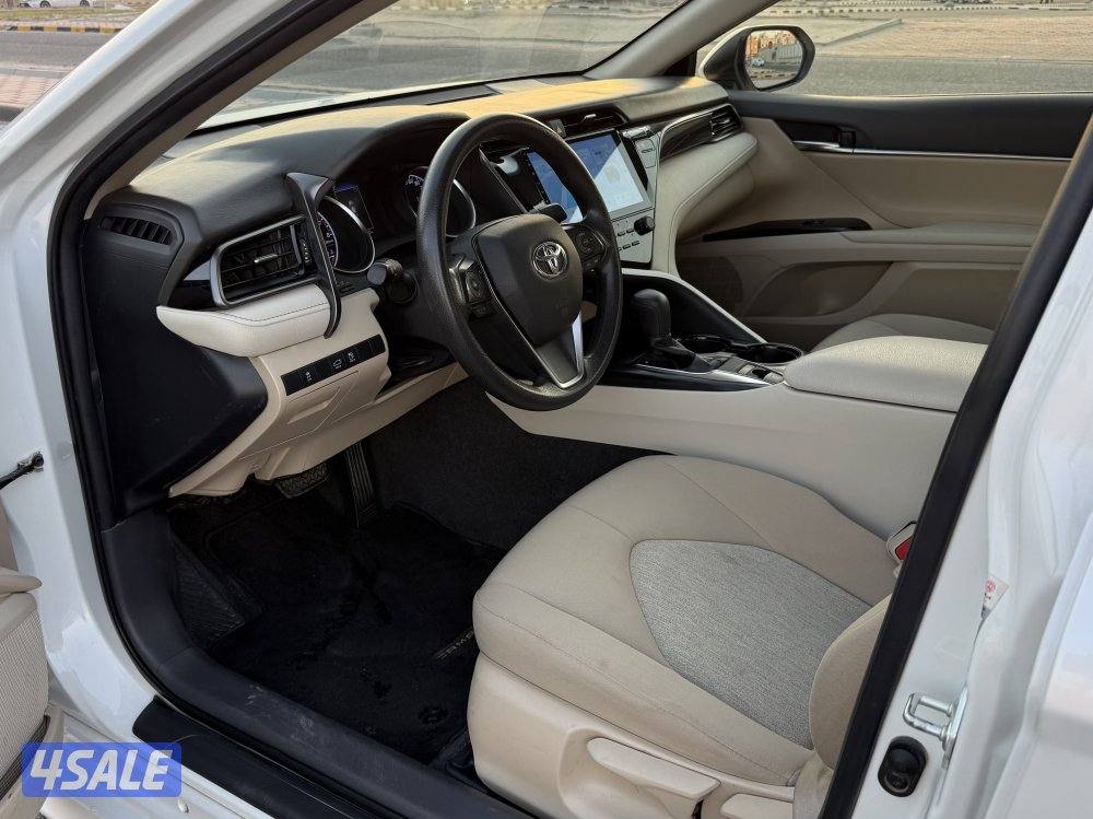 للبيع كامري مديل 2020 LE5