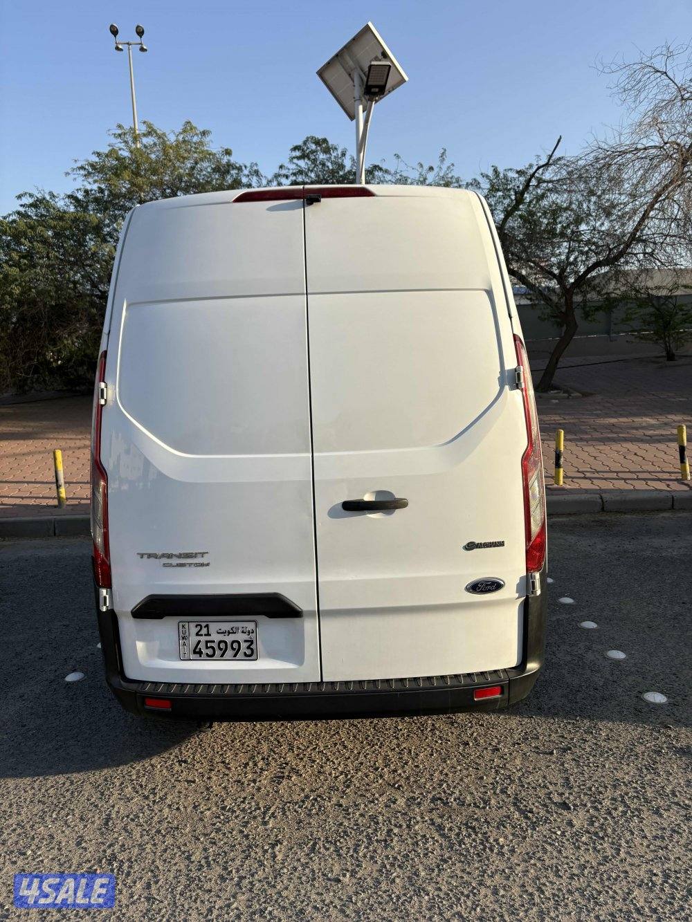 فان ثلاجه فورد سقف عالي راكب عليه ثلاجه جديده من الملا لم تستعمل نهائي7