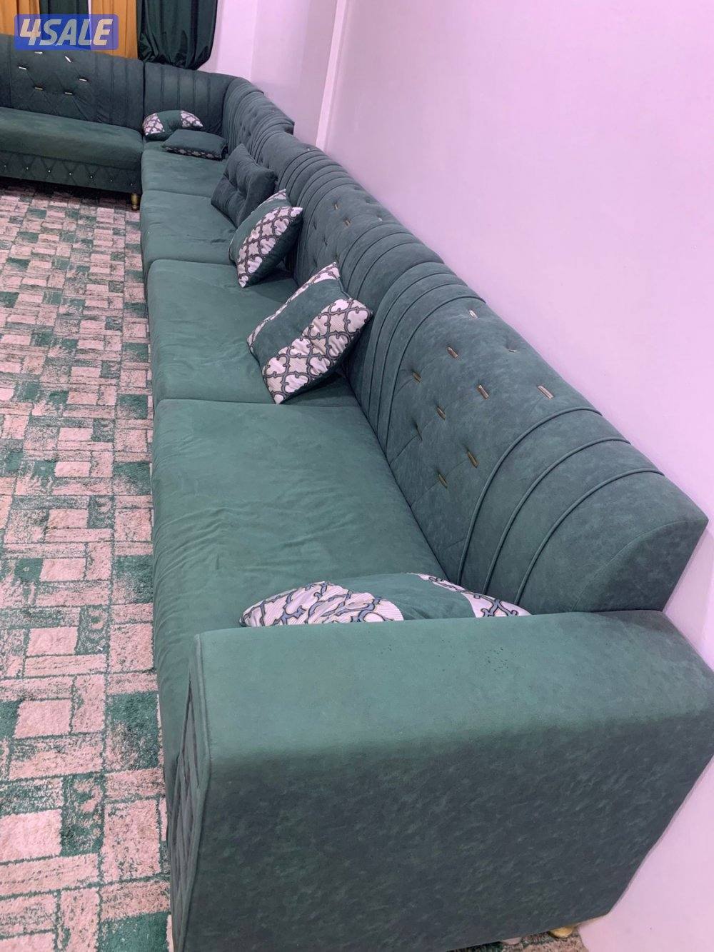 طقم كنب ١٣ قطعة مستعمل بحاله جيدة جداً3