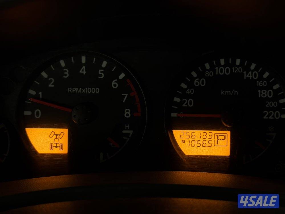 نيسان اكستيرا  ٢٠١١4