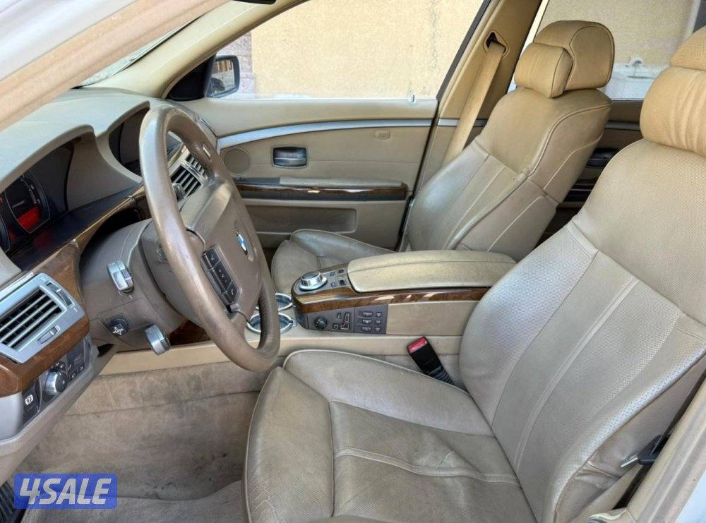 بحالة ممتازة بي ام دبليو 750LI الغانم 2006 ماشي 248 الف محركات نظيفة11