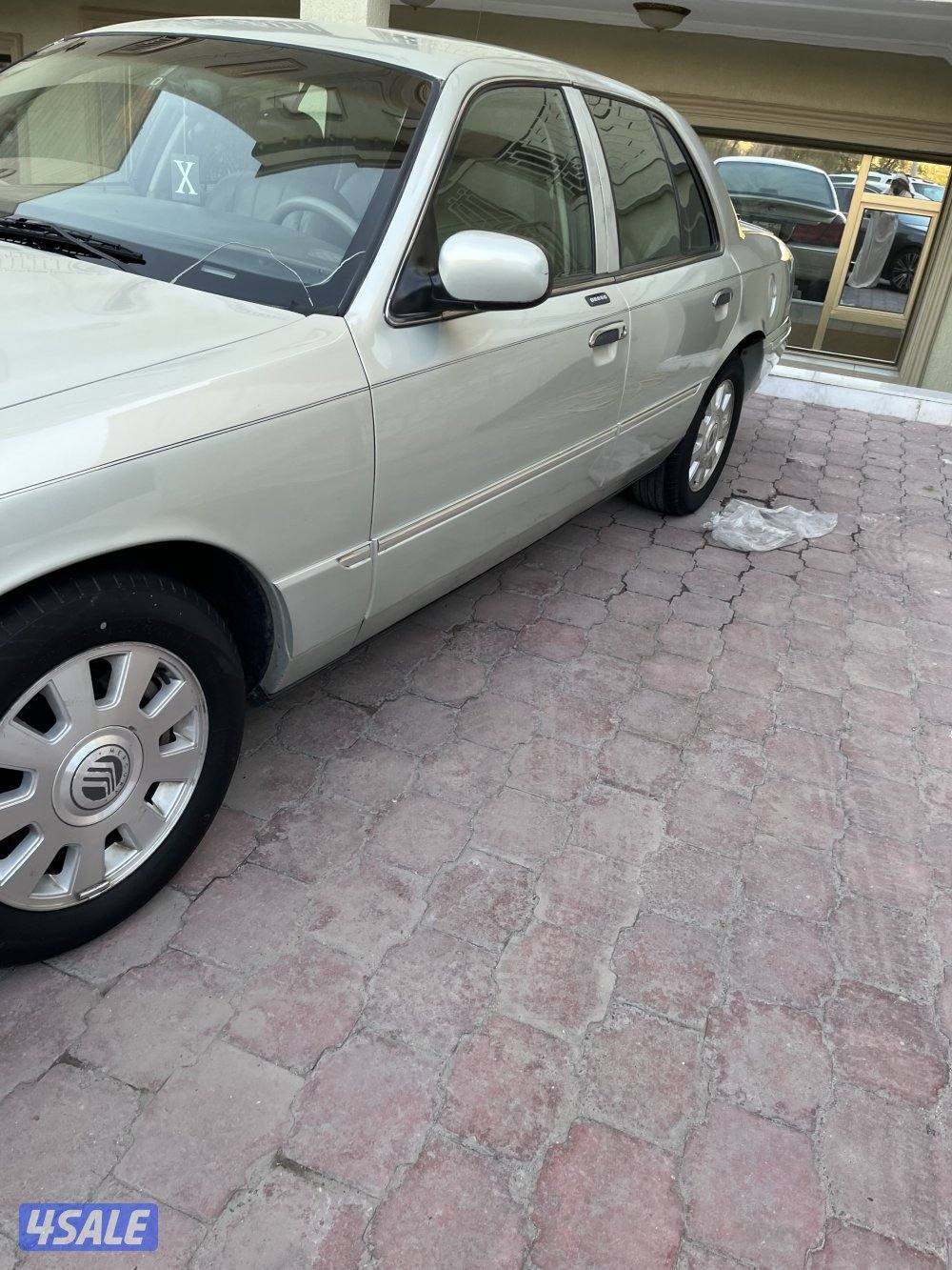 للبيع قراند ماركيز موديل ٢٠٠٥1