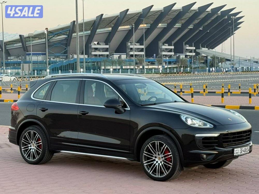 🔥اسود من داخل احمر🔥0