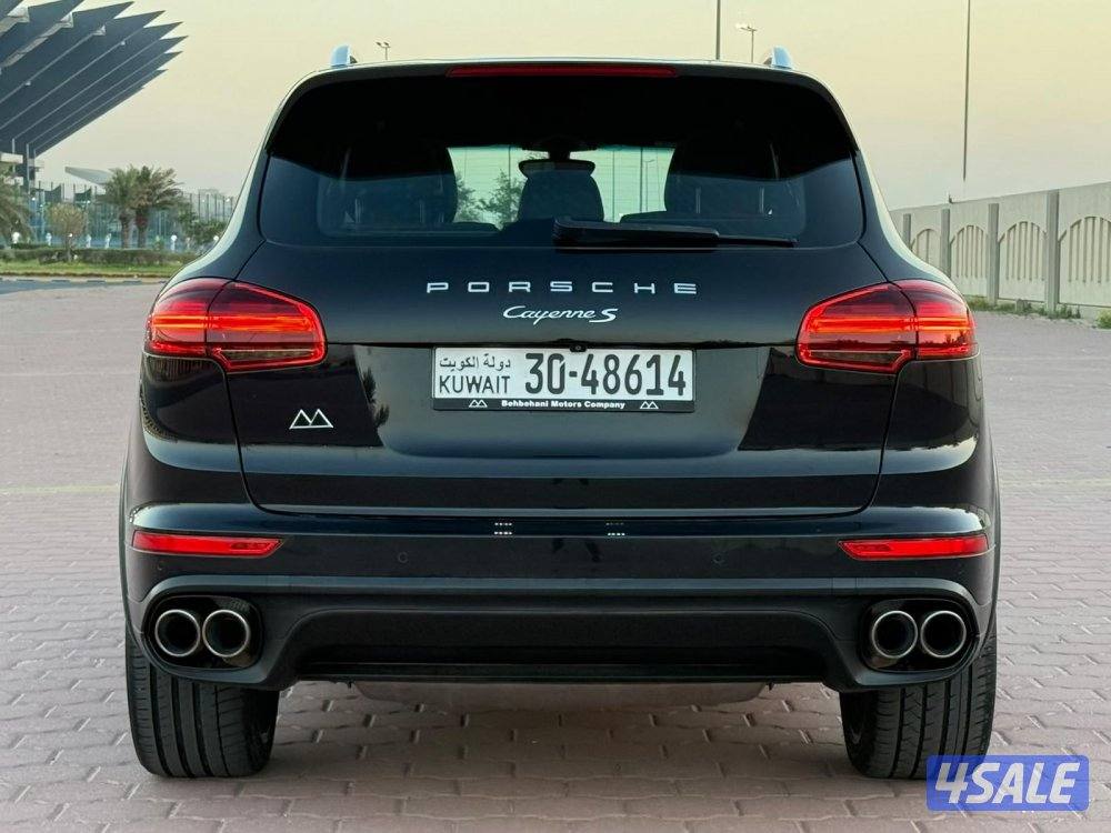 🔥اسود من داخل احمر🔥2