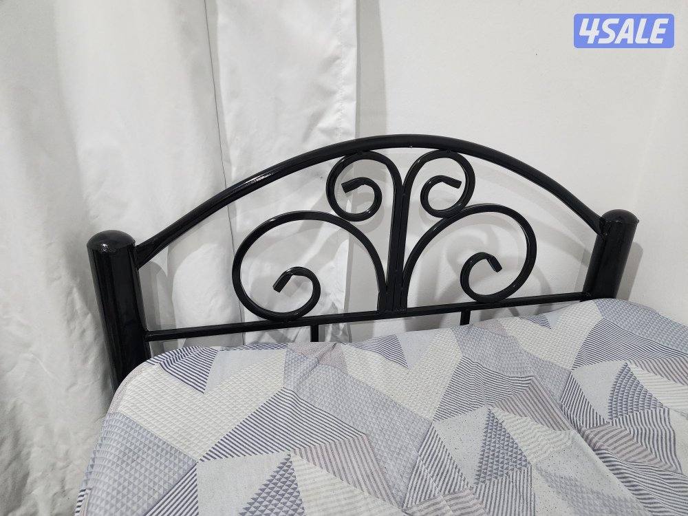 Dressing Wardrobe Cabinet and Single metal Bed6