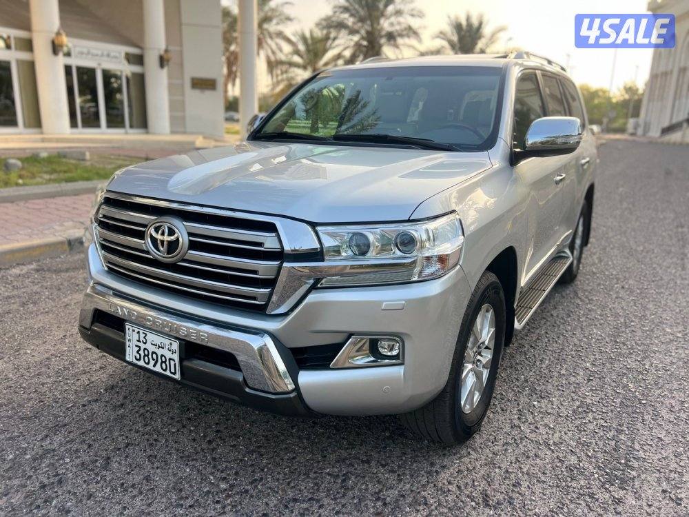 لاندكروز موديل ٢٠١٦ ماشي ١٠٣ الدرجه الاولي فتحه جلد شاشه بصمه كامره5