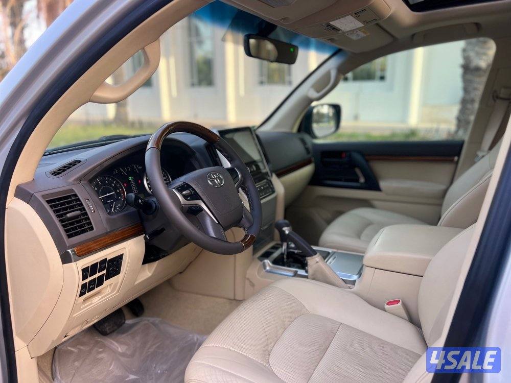 لاندكروز موديل ٢٠١٦ ماشي ١٠٣ الدرجه الاولي فتحه جلد شاشه بصمه كامره9