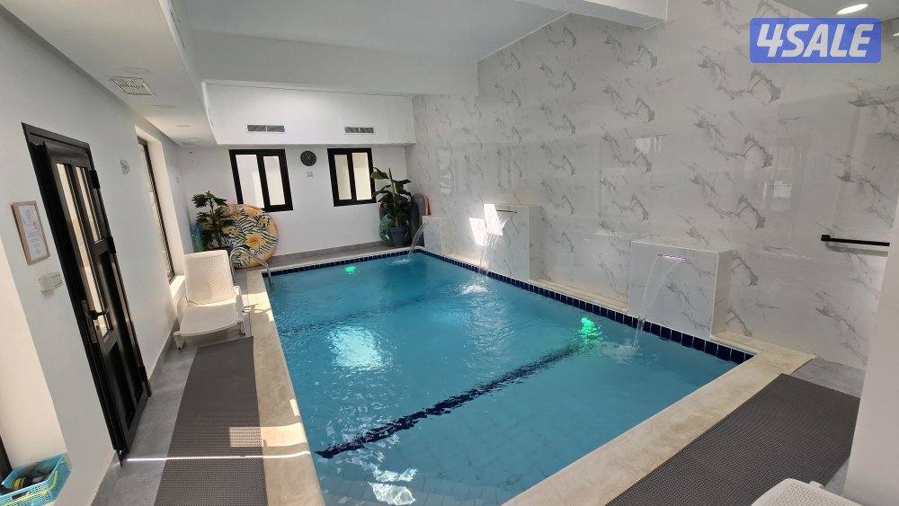 للإيجار: شاليه مودرن فاخر بالخيران - مسبح داخلي وخصوصية تامة 🏊‍♂️✨0