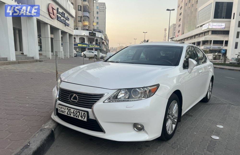 لكزس ES  موديل ٢٠١٣ صبغ الوكالة  كامل المواصفات بحالة جديدة1