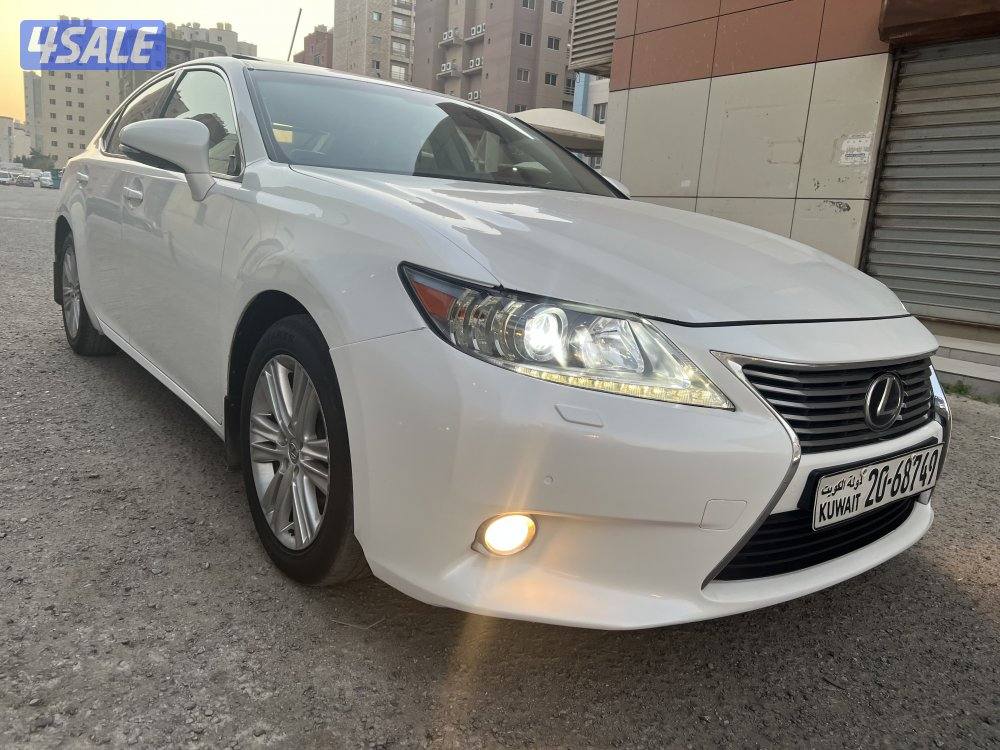 لكزس ES  موديل ٢٠١٣ صبغ الوكالة  كامل المواصفات بحالة جديدة2