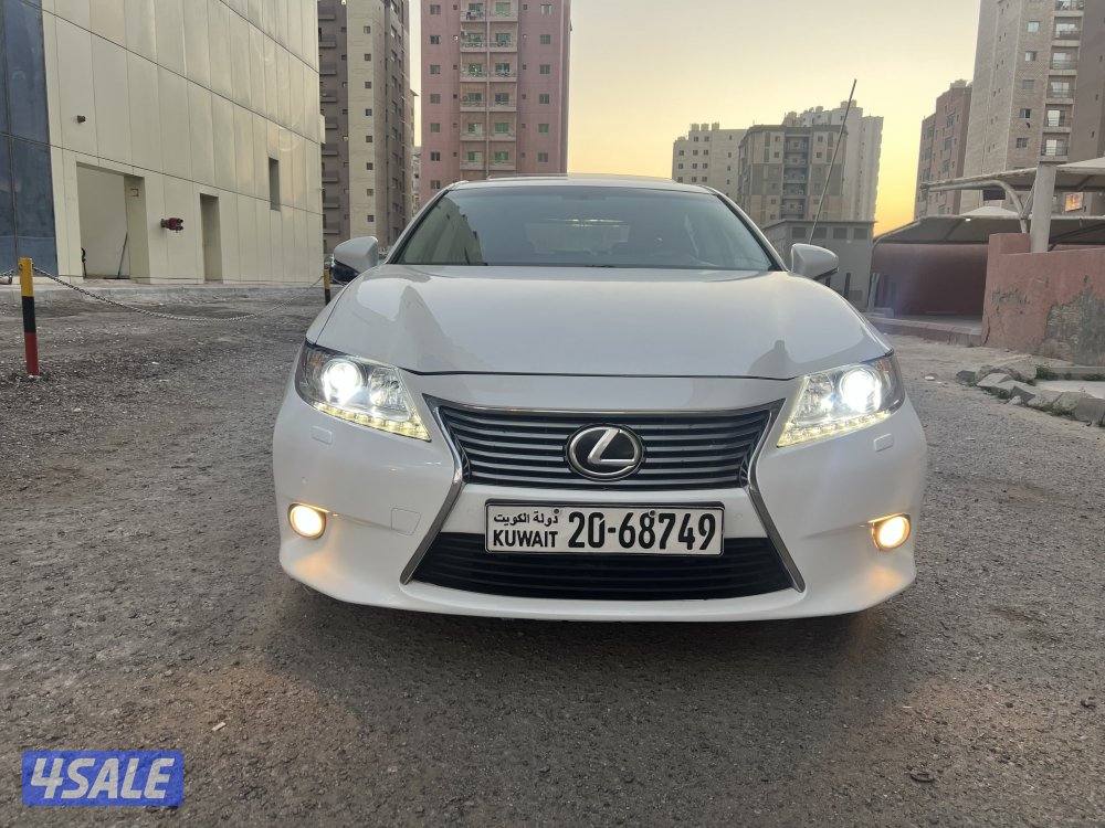 لكزس ES  موديل ٢٠١٣ صبغ الوكالة  كامل المواصفات بحالة جديدة5