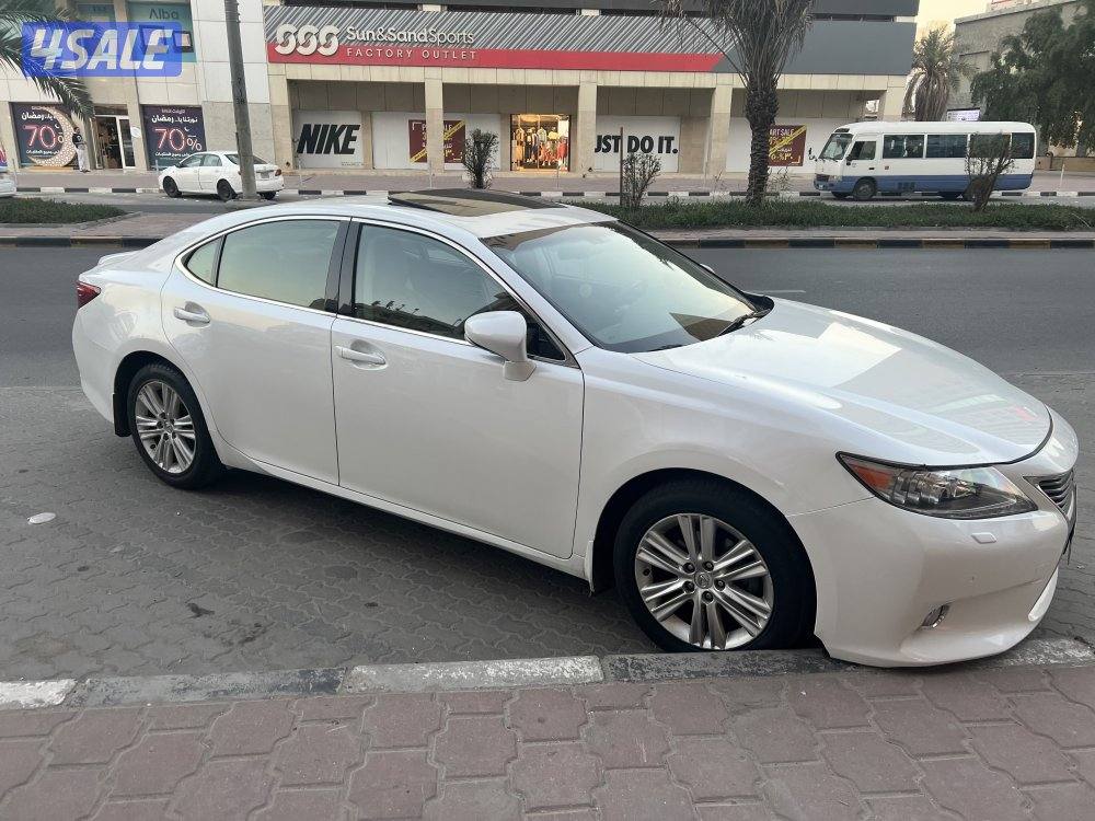 لكزس ES  موديل ٢٠١٣ صبغ الوكالة  كامل المواصفات بحالة جديدة6