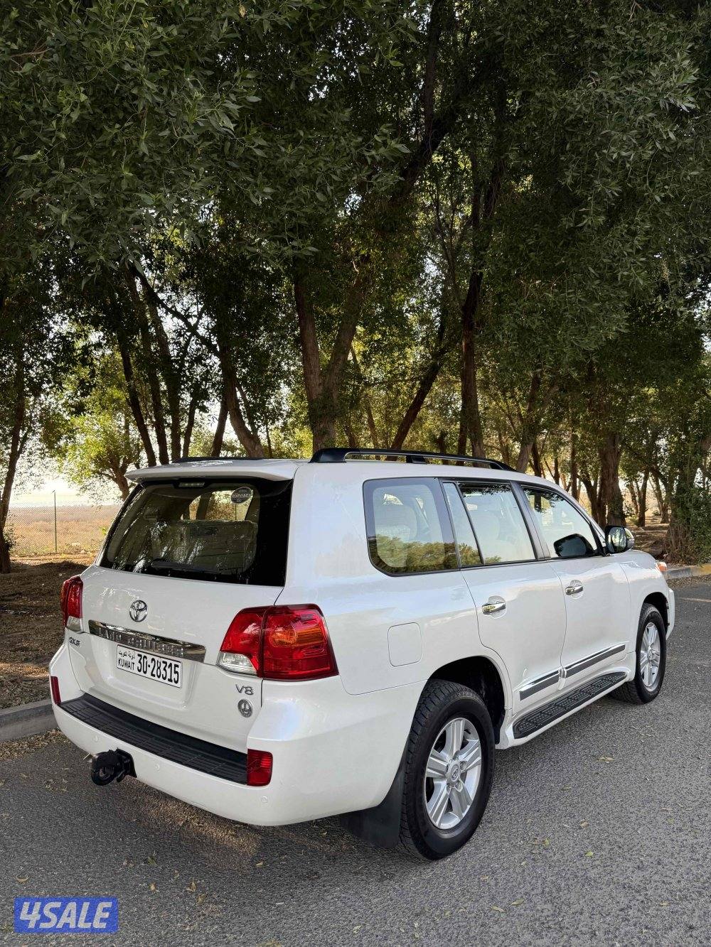 لاند 2014 بحاله الوكاله وشرط الفحص0