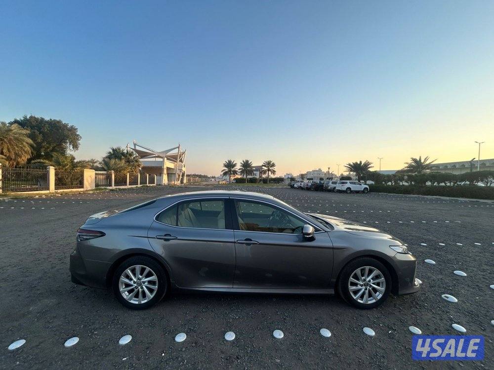 كامري موديل 2024 LE  بحالة الوكاله2