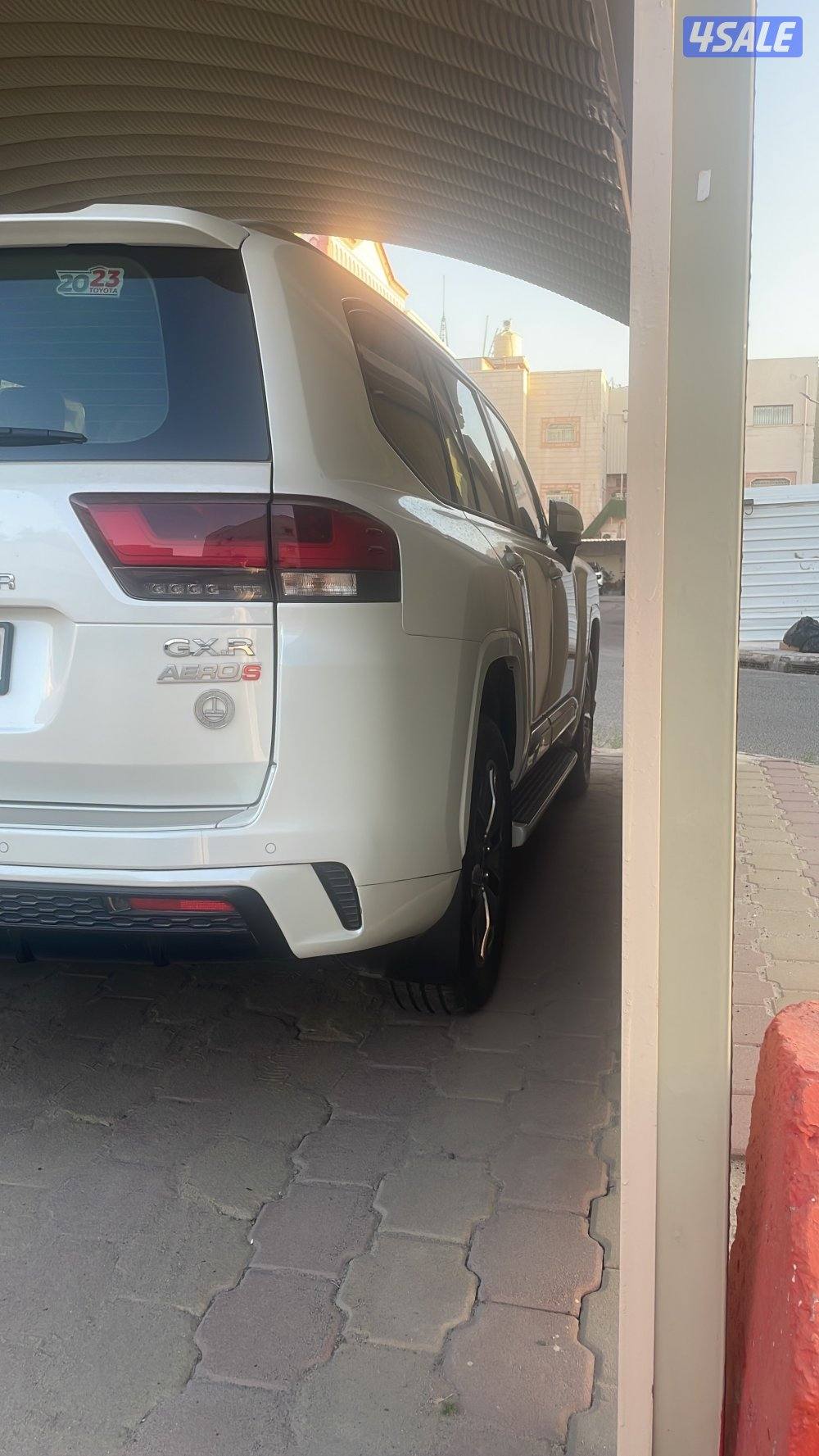 للبيع لاند كروزر كامل الموصفات ماشي٢٤ المالك الاول1