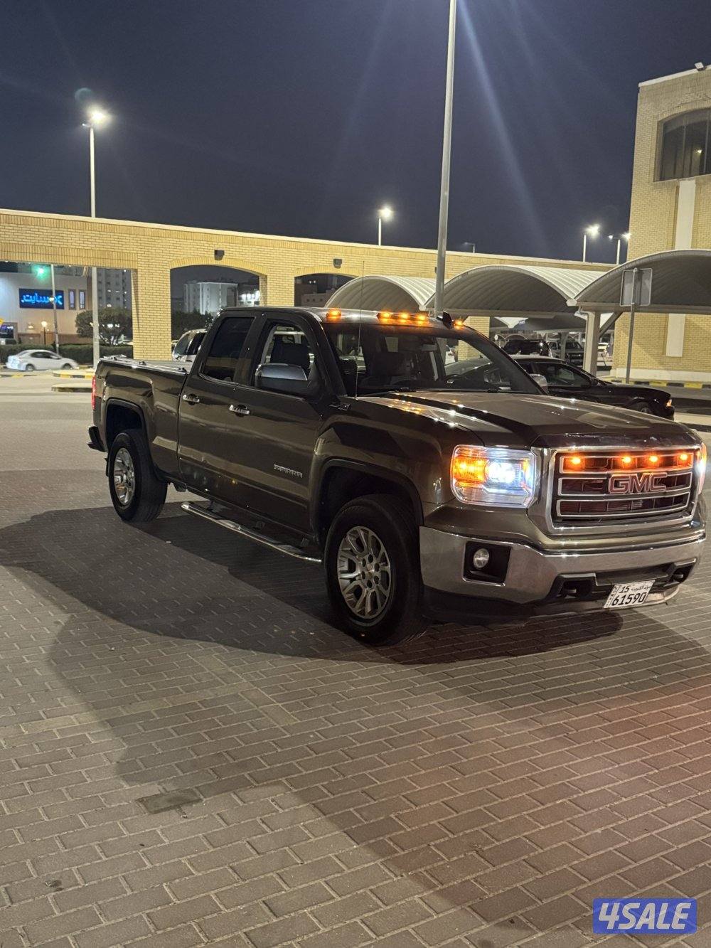 للبيع سييرا ٢٠١٥ sle2