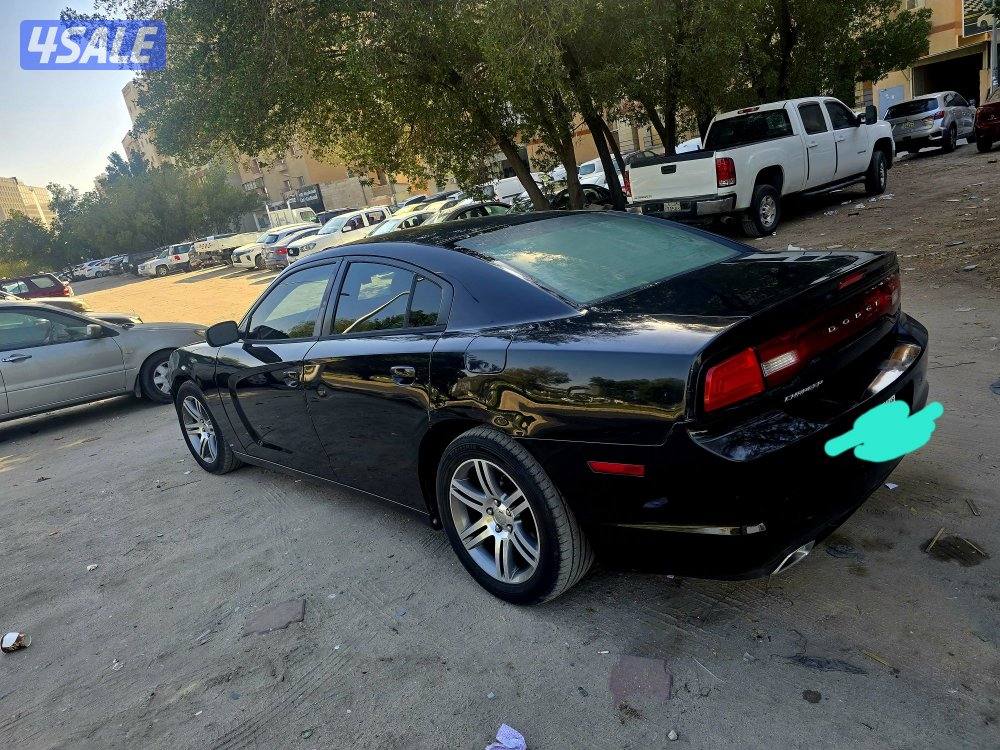 دودج تشارجر موديل 2013 فئة V6 بحالة ممتازة وبدون حوادث3