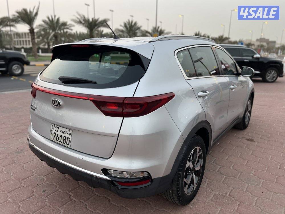 كيا سبورتاج 2020 بحالة ممتازة3