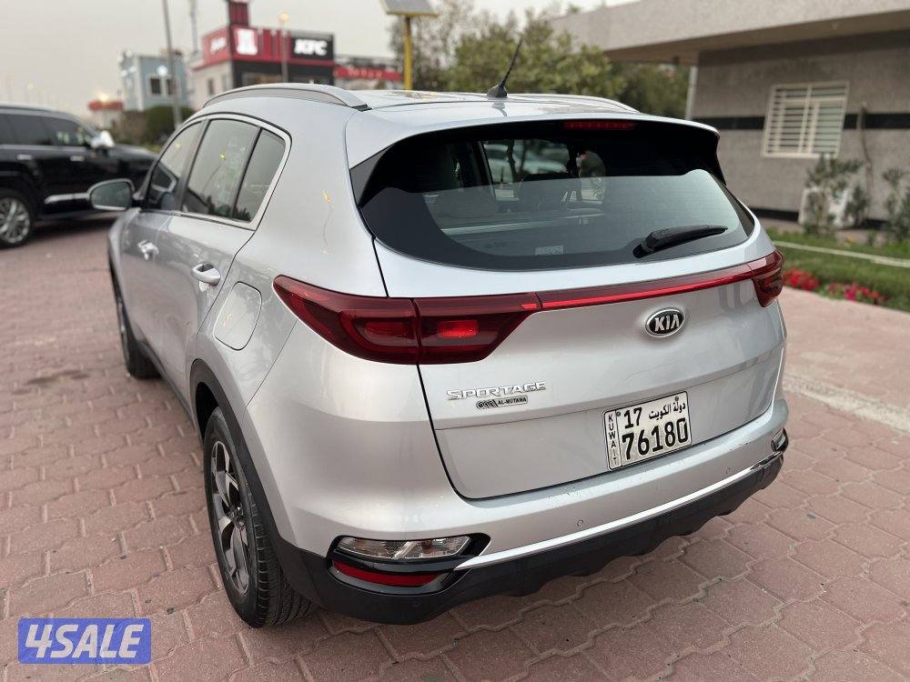 كيا سبورتاج 2020 بحالة ممتازة5
