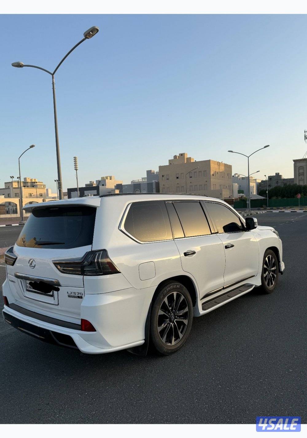 للبيع جيب لكزس3