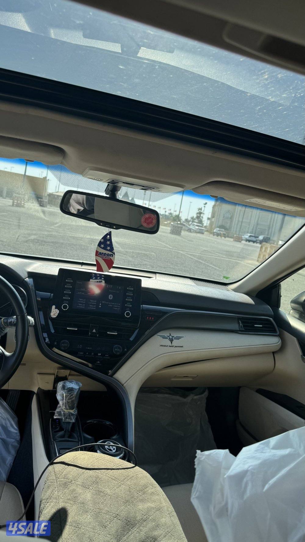 للبيع تويوتا كامري 2022 GLE نظيف ماشي 98 الف شرط الفحص6