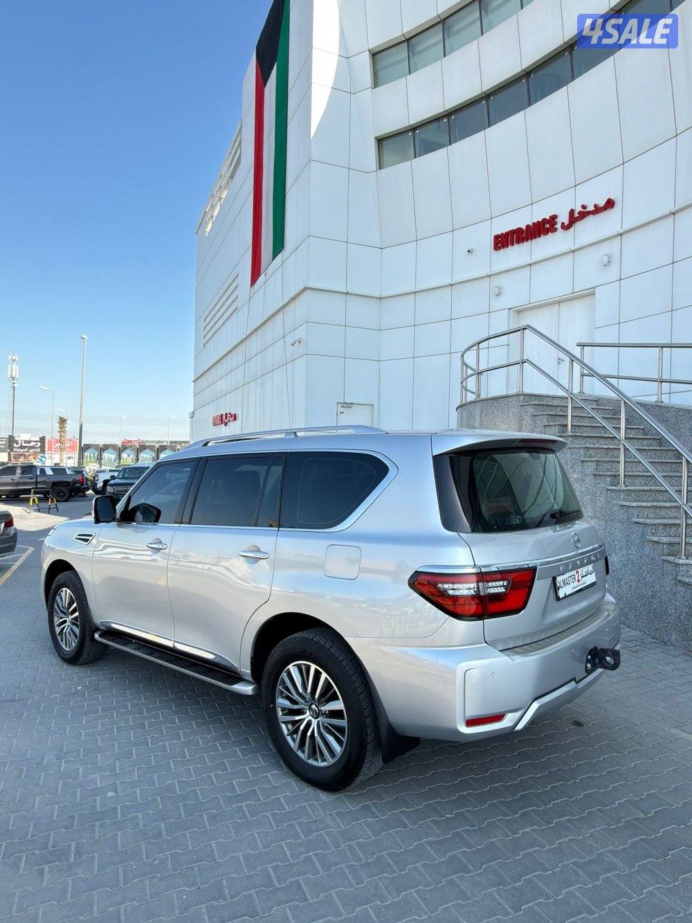 للبيع باترول بلاتنيوم ستي 2021 صبغ الوكاله وارد قطر3