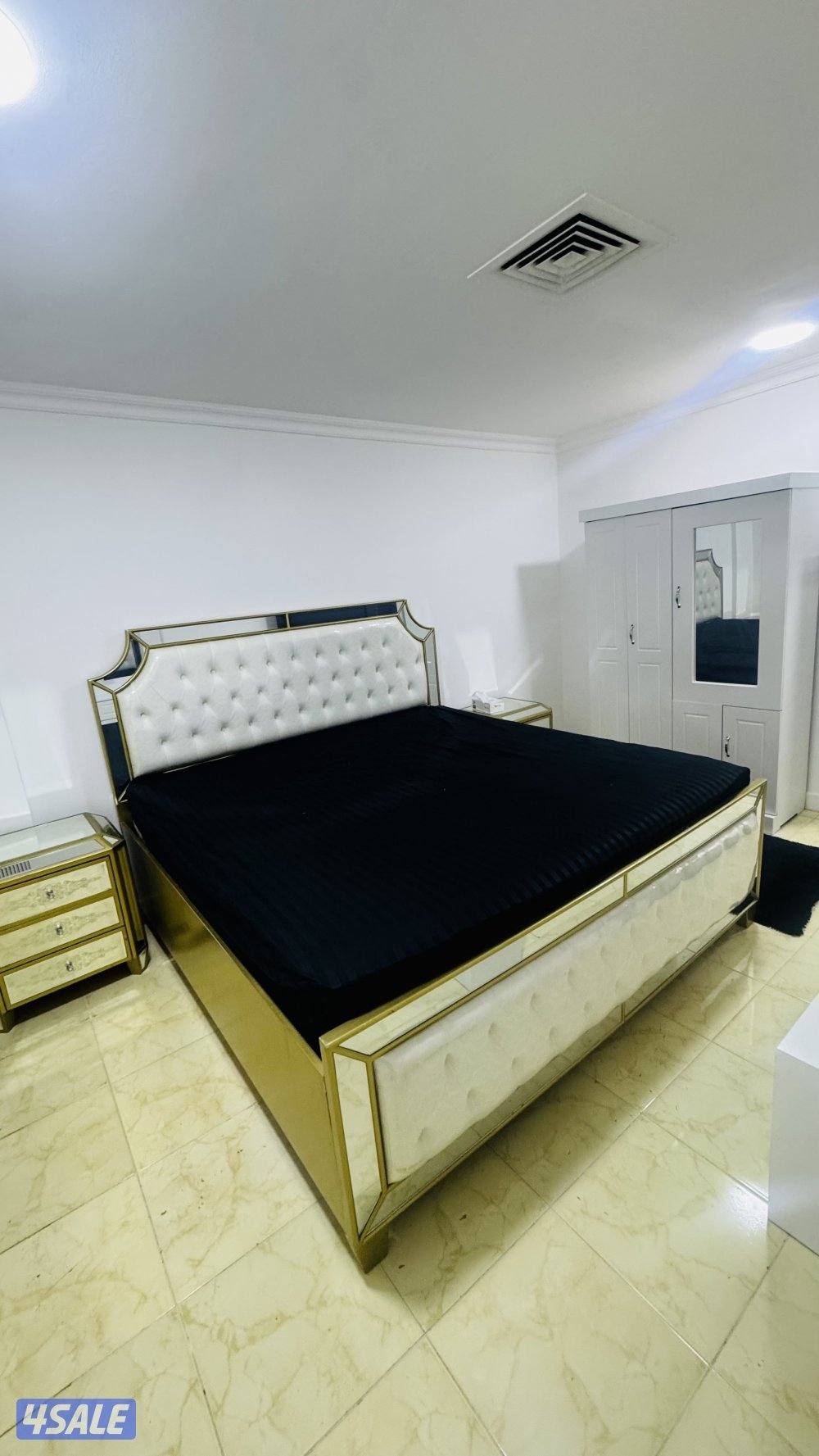 شقه للايجار بحولي غرفة وصالة4