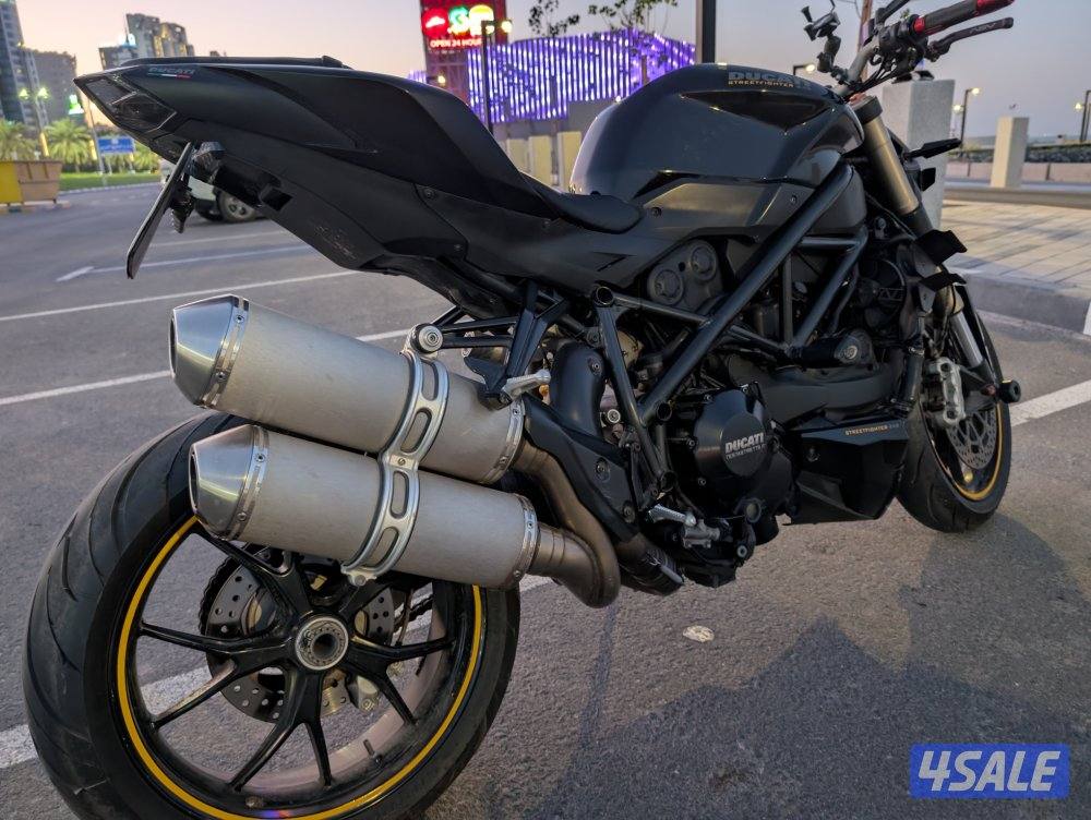 Ducati Street Fighter5