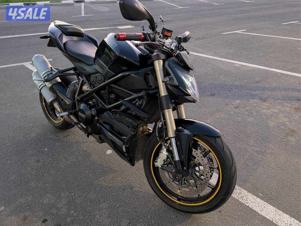 Ducati Street Fighter6