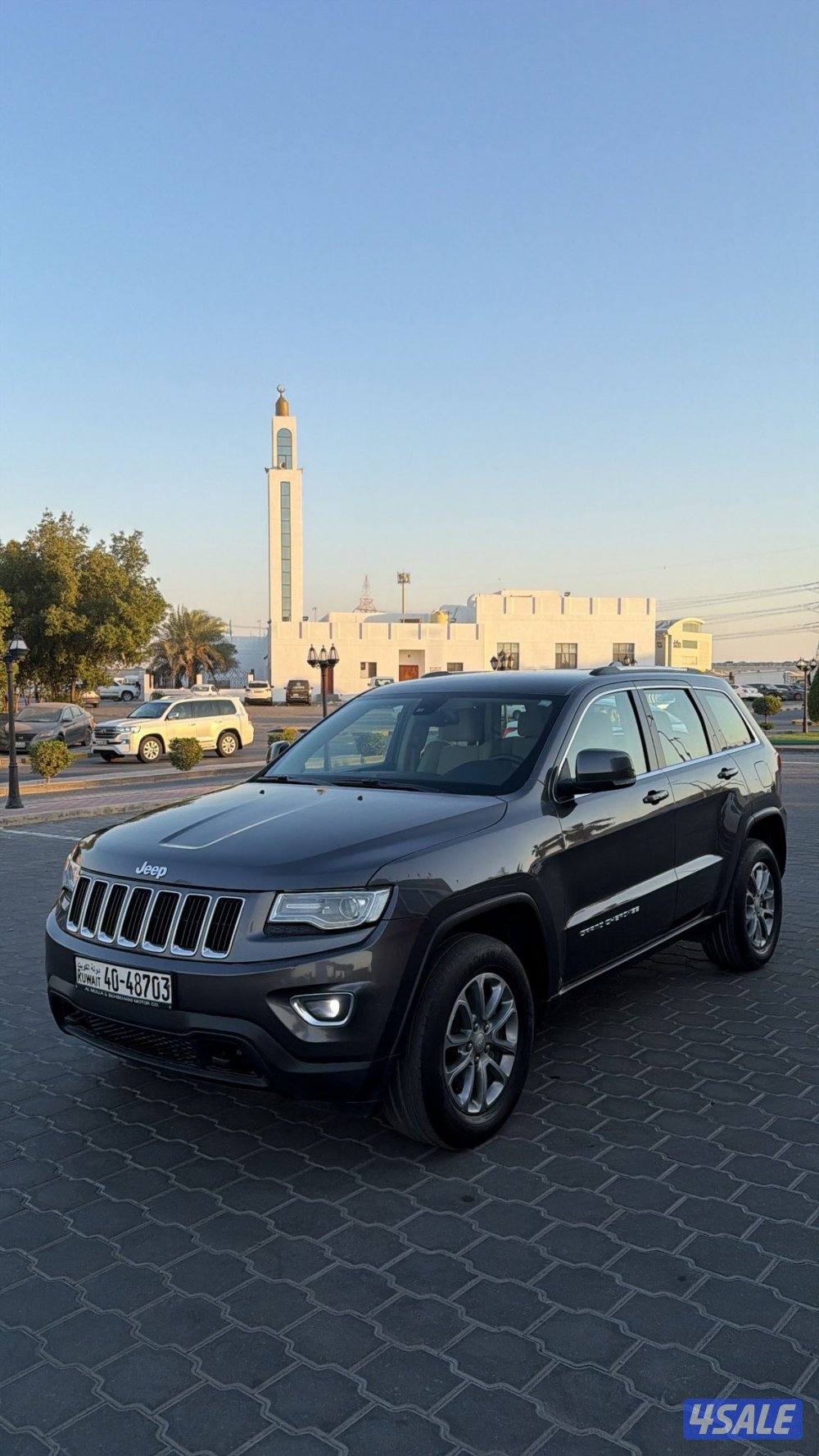 للبيع جراند شيروكي شرط الفحص صبغ وكاله LAREDO0