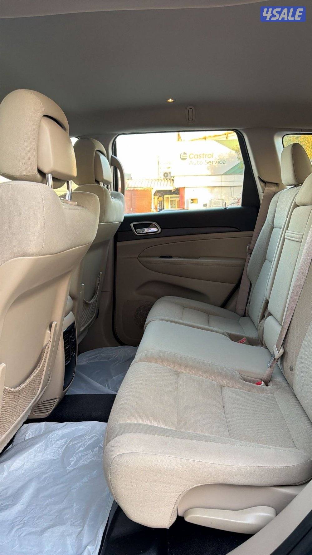 للبيع جراند شيروكي شرط الفحص صبغ وكاله LAREDO7