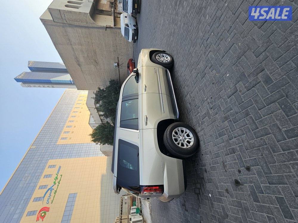 يوكن 2017 عداد 162000 صبغ وكاله شرط الفحص مدقر امامي يمين مصوره3