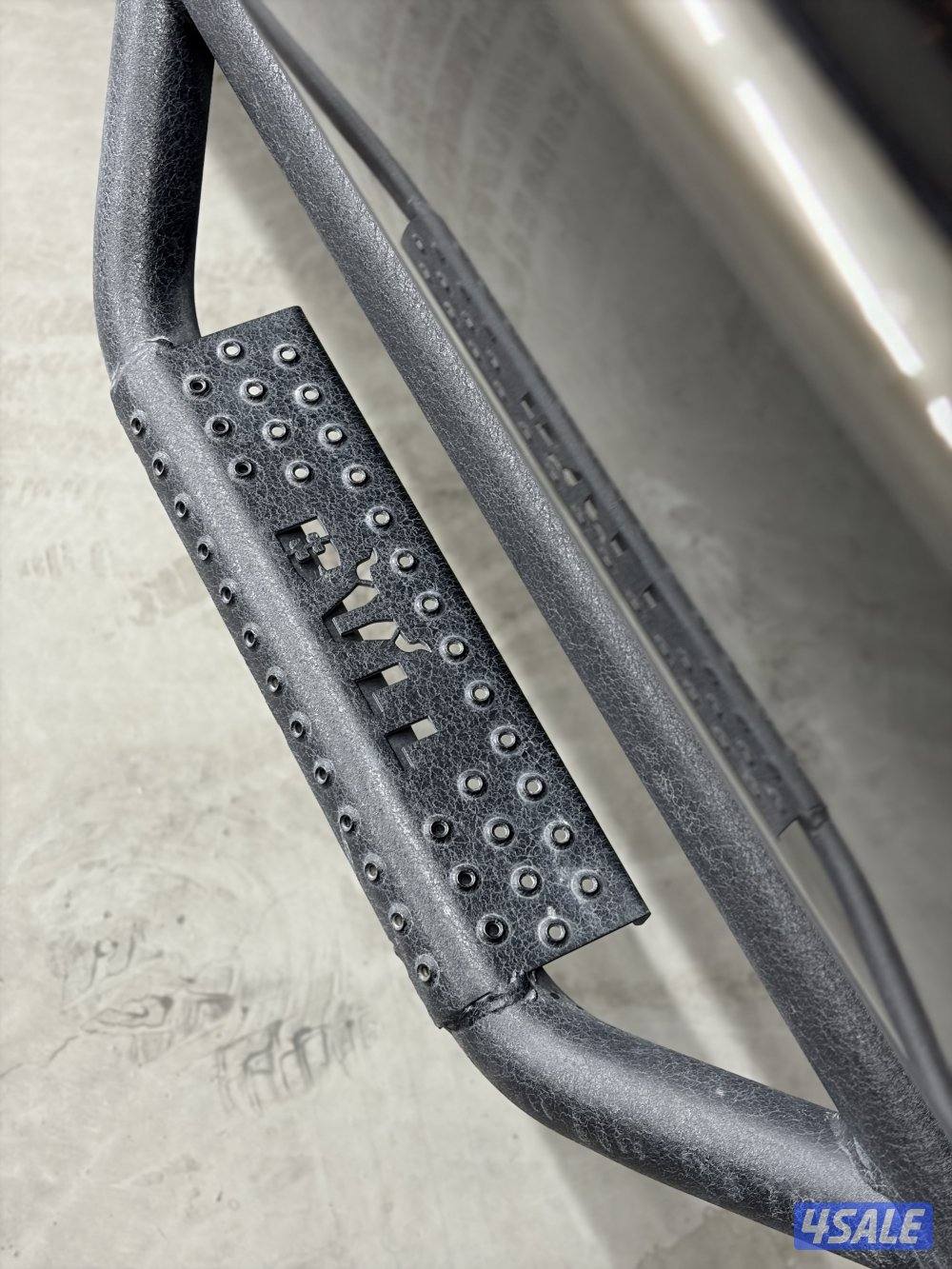 للبيع دواسات مع رنقات مع توايرهم أصلي7