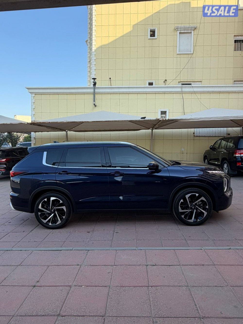 موديل 2024 عداد 8 الاف سيرفس وكاله3