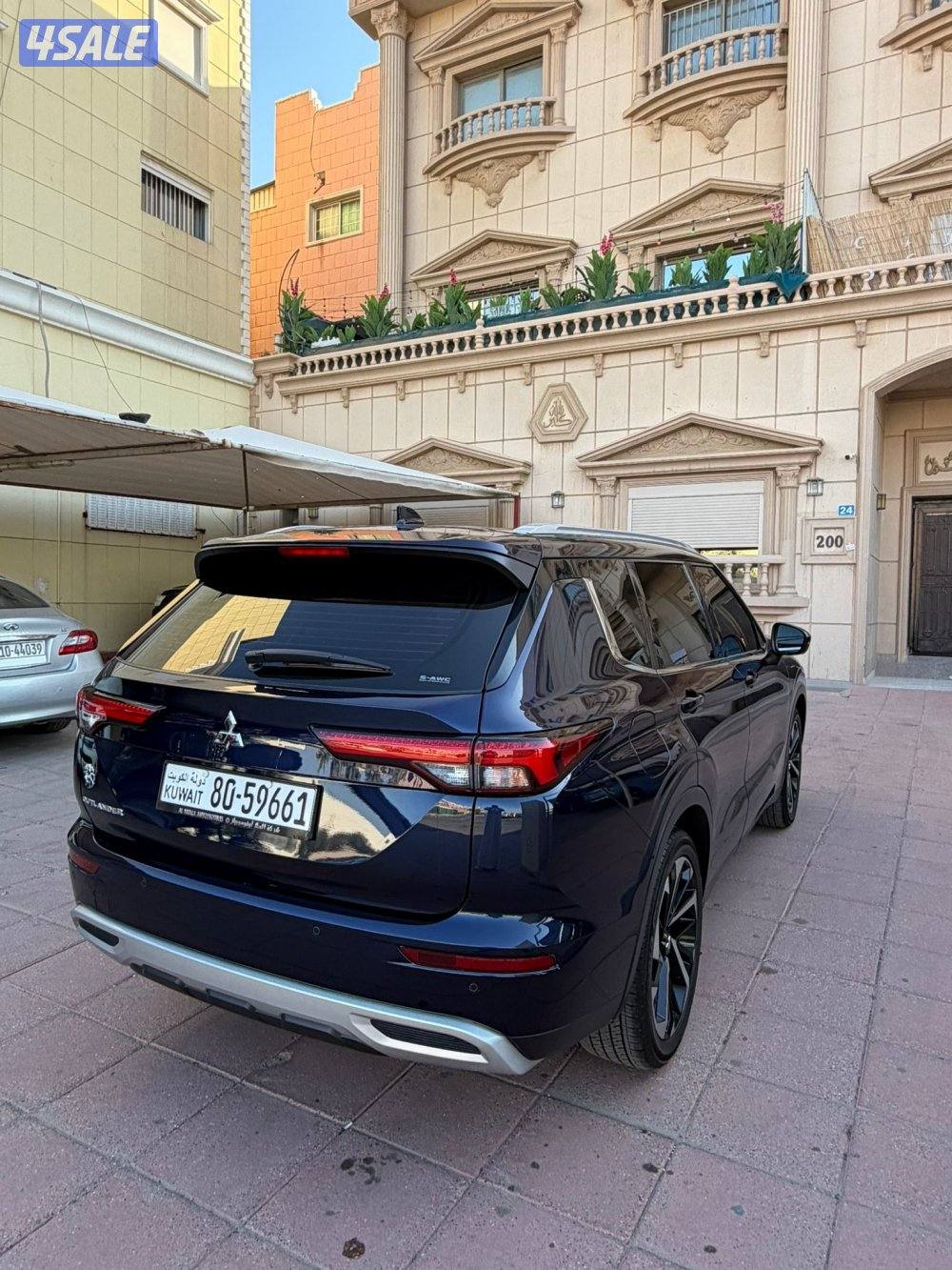 موديل 2024 عداد 8 الاف سيرفس وكاله8