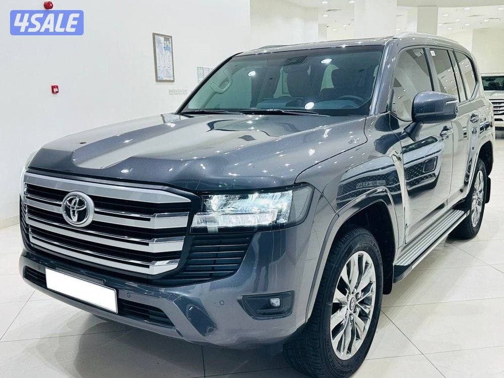 للبيع تويوتا لاندكروس GXR 4K بدون تيربو موديل 20251