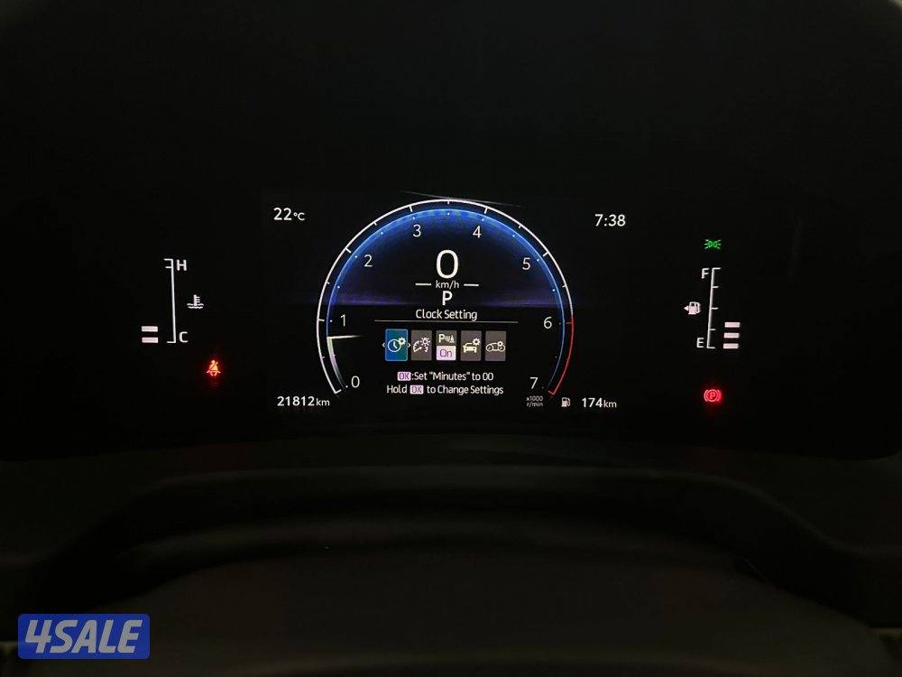 للبيع تويوتا لاندكروس GXR 4K بدون تيربو موديل 20257