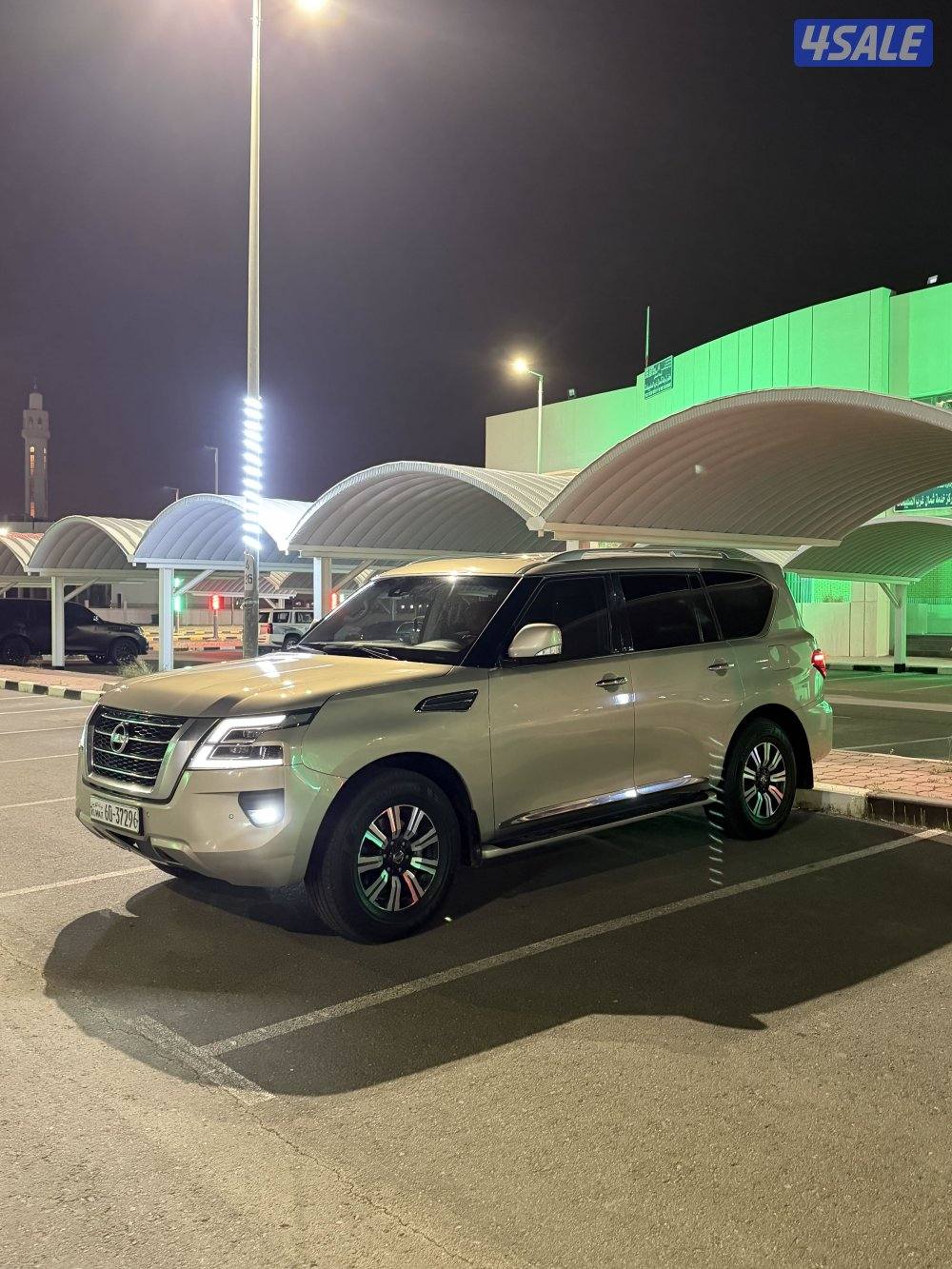 للبيع باترول مديل 2021 تيتانيوم1