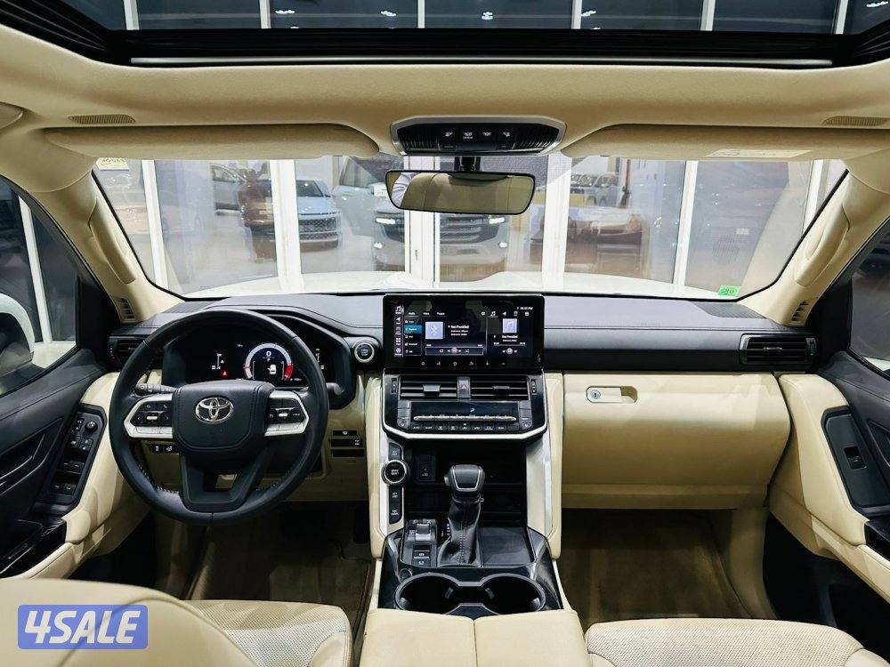 للبيع تويوتا لاندكروس GXR 4K بدون تيربو موديل 20256