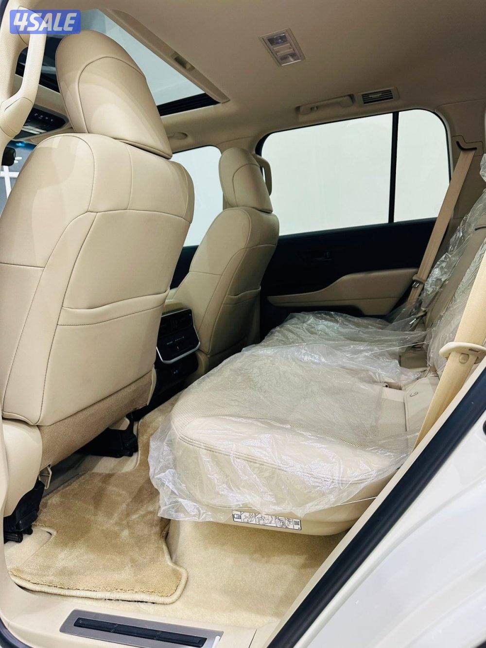 للبيع تويوتا لاندكروس GXR 4K بدون تيربو موديل 20255