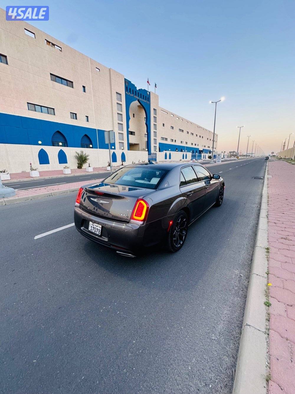 🚘 كرايزلر S300 موديل 20227