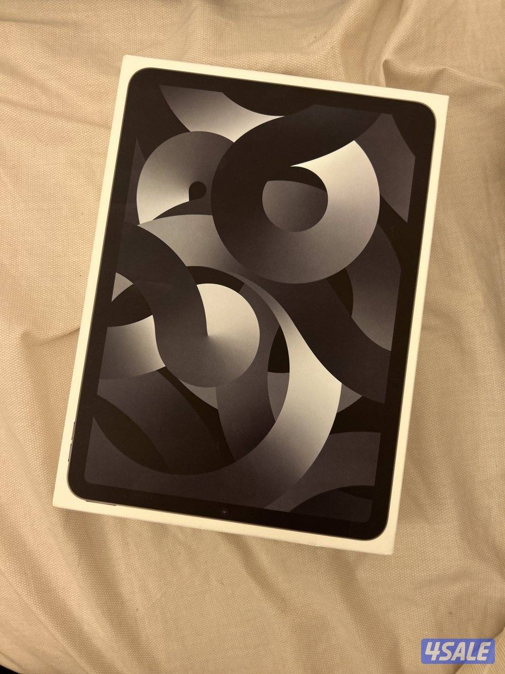 Ipad Air 5 256GB m1 chip For sell!! ( Cash or Wamd only )1