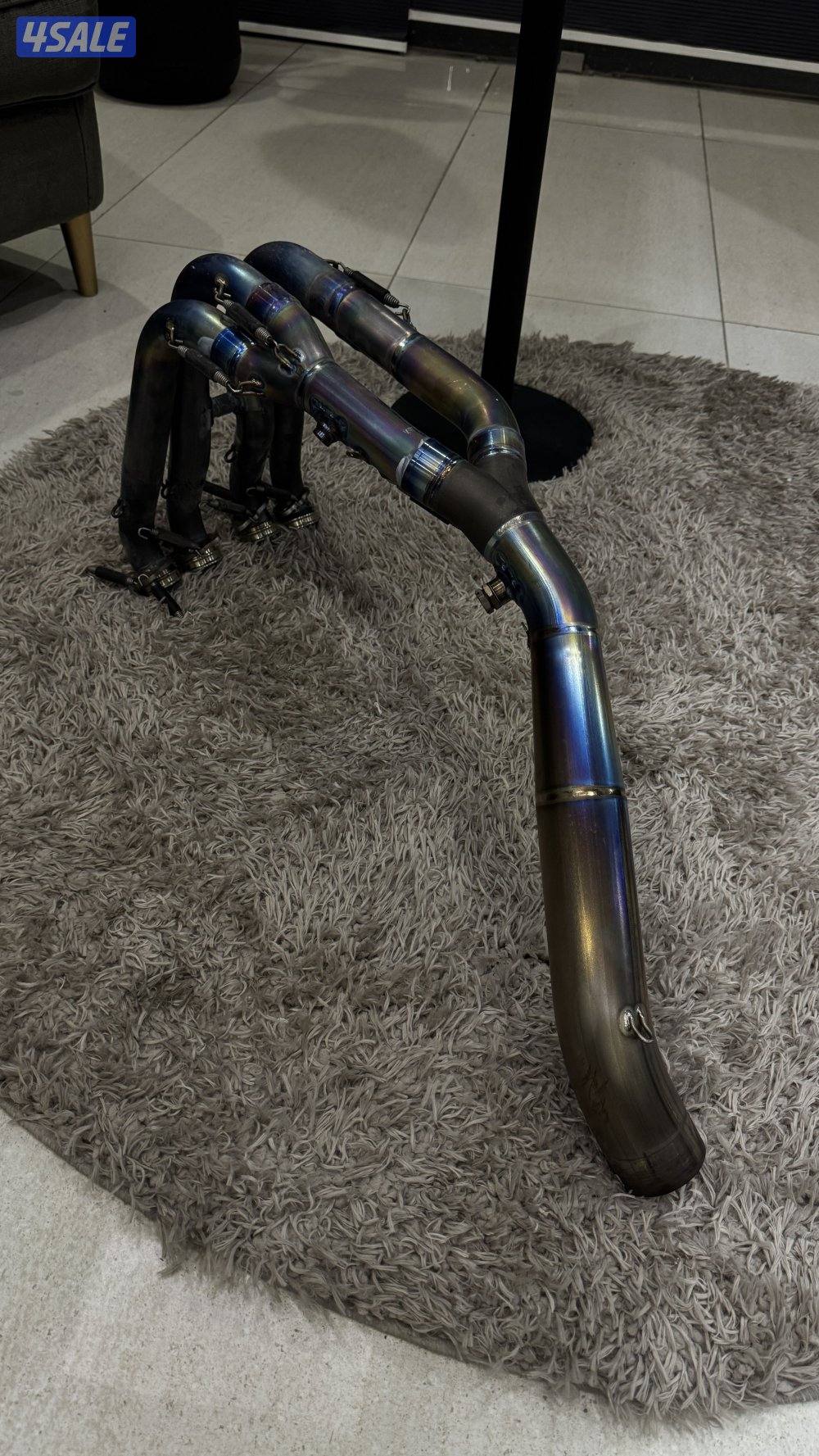 akrapovič titanium exhaust1