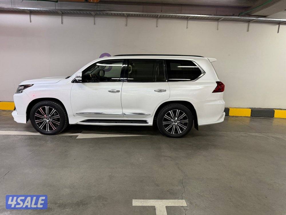 للبيع موديل2018 وارد الوكالة شرط الفحص سعر139000