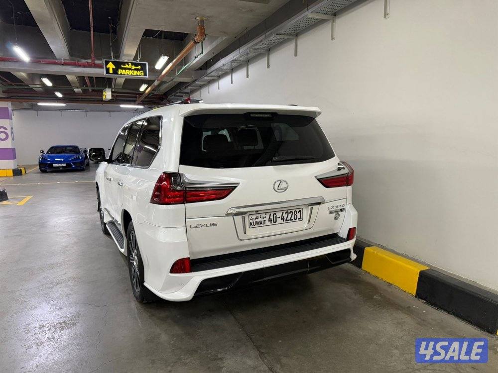 للبيع موديل2018 وارد الوكالة شرط الفحص سعر139003