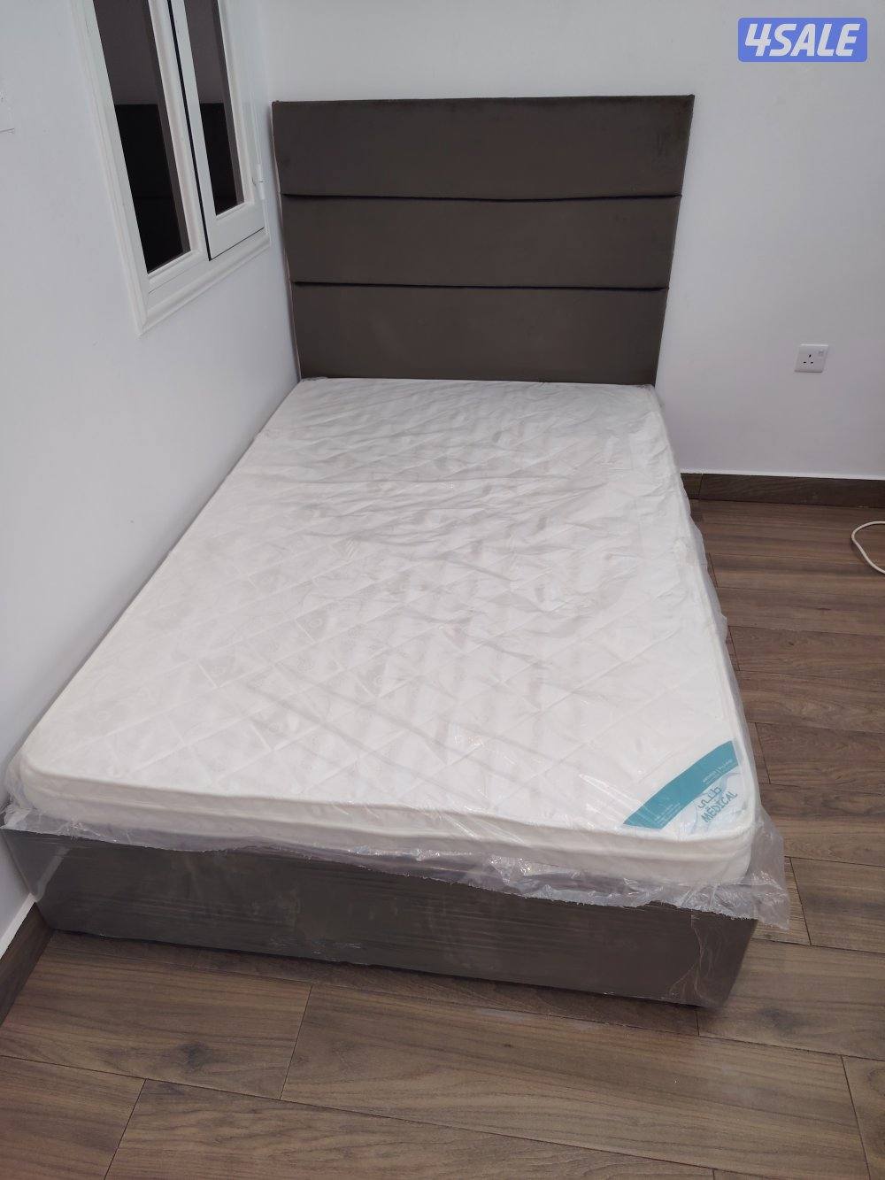 سراير وفرشات طبية بكل المقاسات وأرخص الأسعار وجميع الدزينات والالوان م3