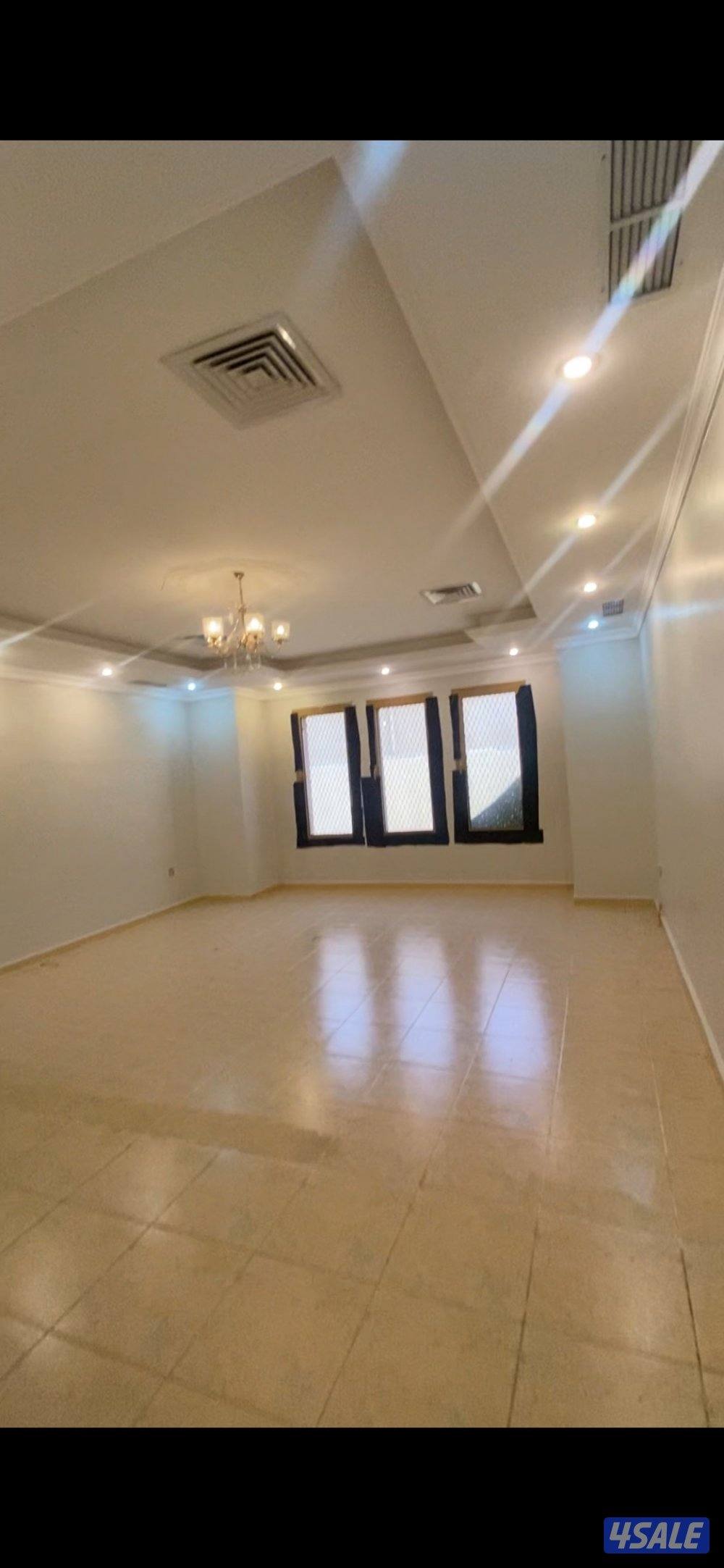 للايجار بيت في صباح الاحمد و ام الهيمان1