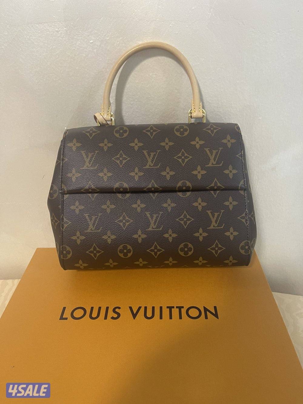 جنطه LV استعمال خفيف جداً1