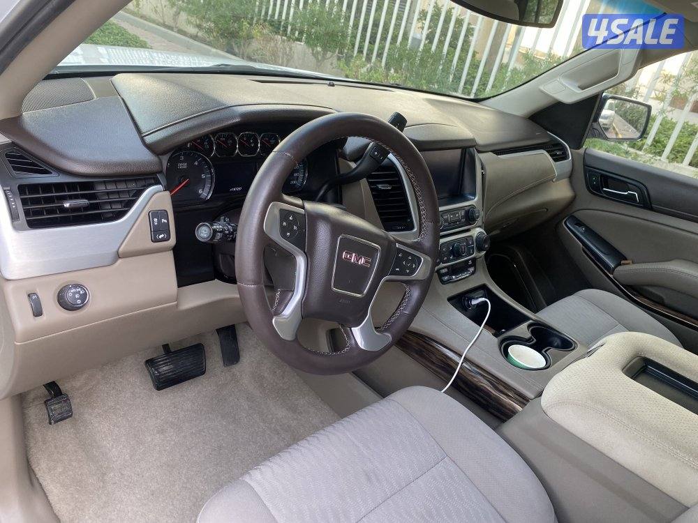 يوكن صبغ الوكاله  بحاله ممتازه موديل 2017 ماشي 1878